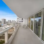 Lovely 1-Bedroom Condo