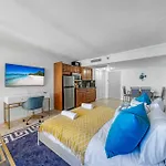 Lovely 1-Bedroom Condo